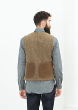 Load image into Gallery viewer, Work Vest in Tan
